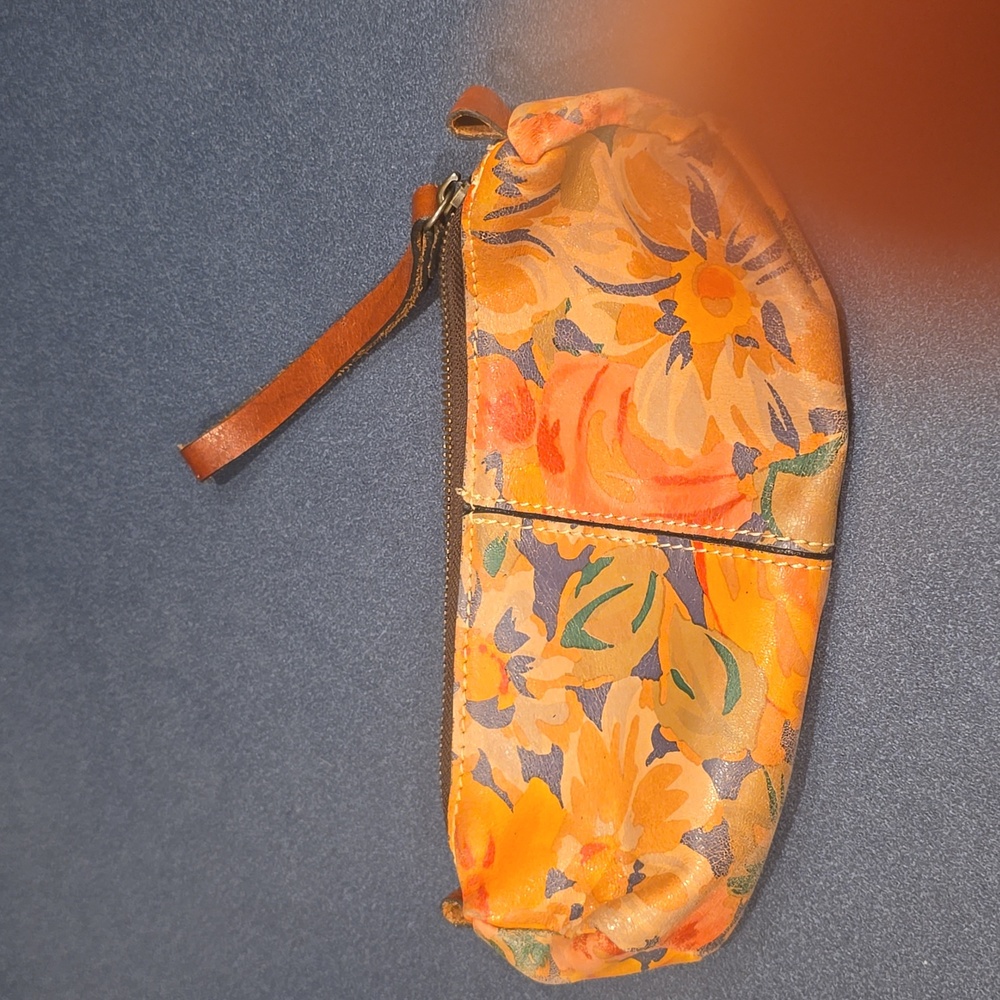 Patricia Nash leather Floral cosmetic bag - Picture 4 of 4